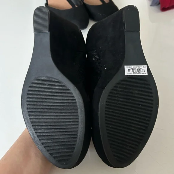 Torrid Black Lace Ankle Strap Platform Wedge Shoes 8 1/2 W Wide - Picture 8 of 10